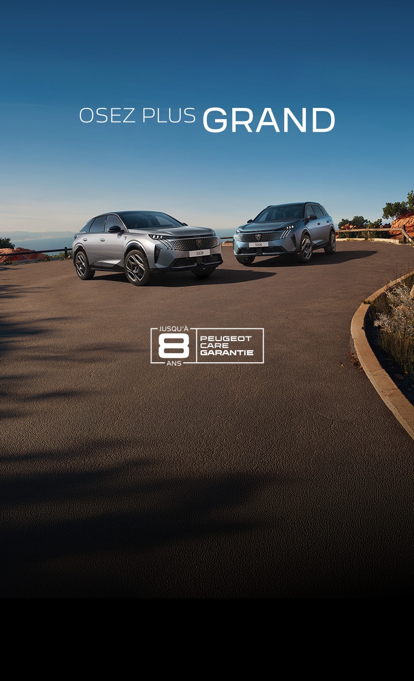 Peugeot 3008 et Peugeot 5008 présentés en extérieur avec mention de garantie jusqu’à 8 ans