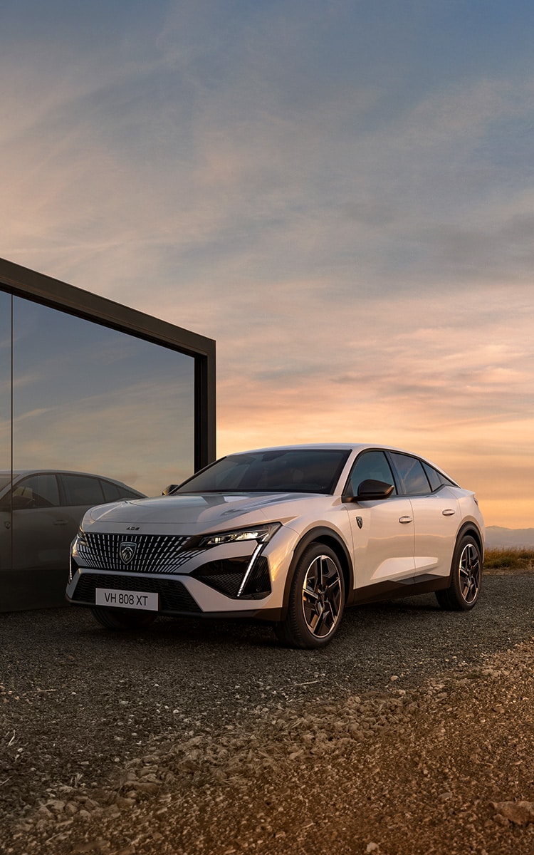 PEUGEOT E-408 all-electric front view